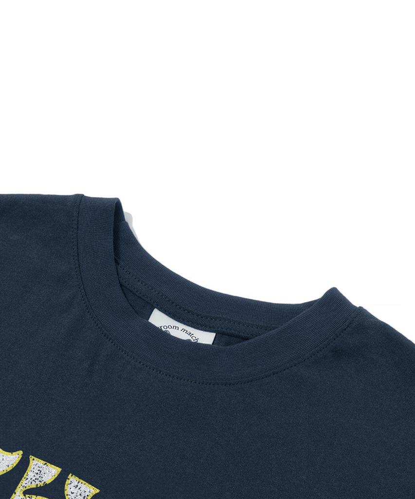 MATCHGLOBE Hawaiian Flower Crop Top (Navy)