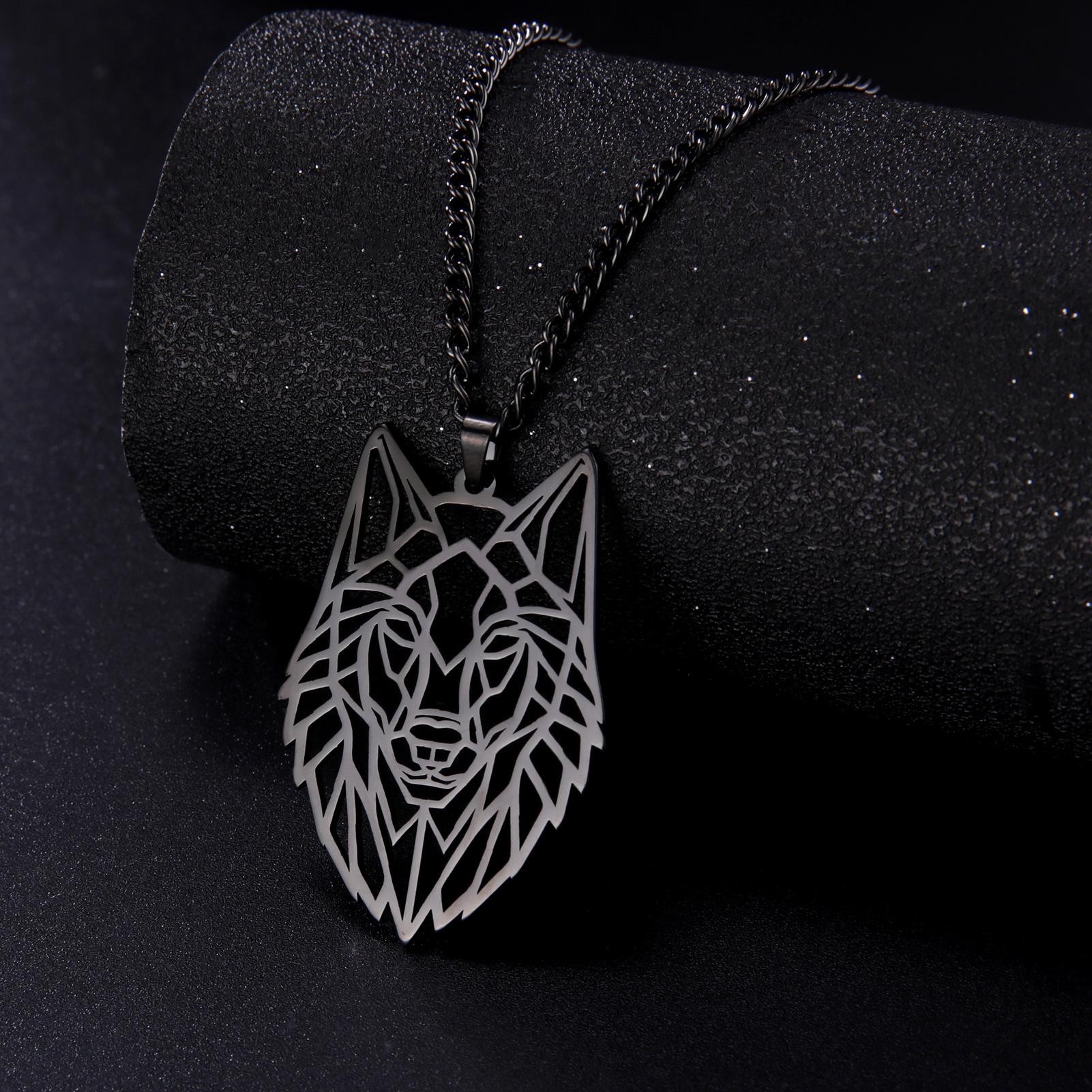 

Ожерелье с геометрическим вырезом в виде головы волка викинга чёрный