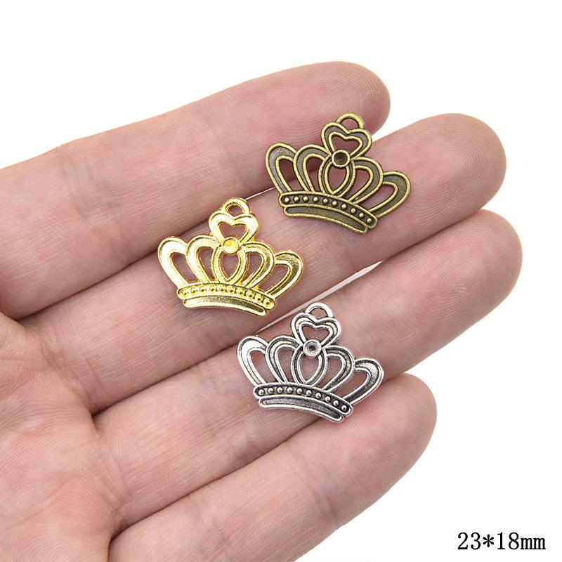 DIY Hollow Retro Crown Pendant for Necklace or Bracelet - Alloy Jewelry Charm (23*18mm)