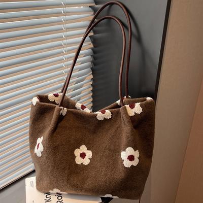 Large Capacity Popular Armpit 2025 Autumn New Tote Fashion Portable Commuter Casual Shoulder Bag High Value