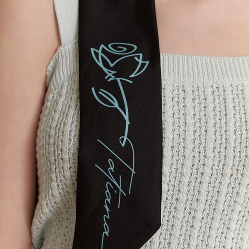 Tatiana Blühende blaue Rose Twilly Seidenschal SF2905