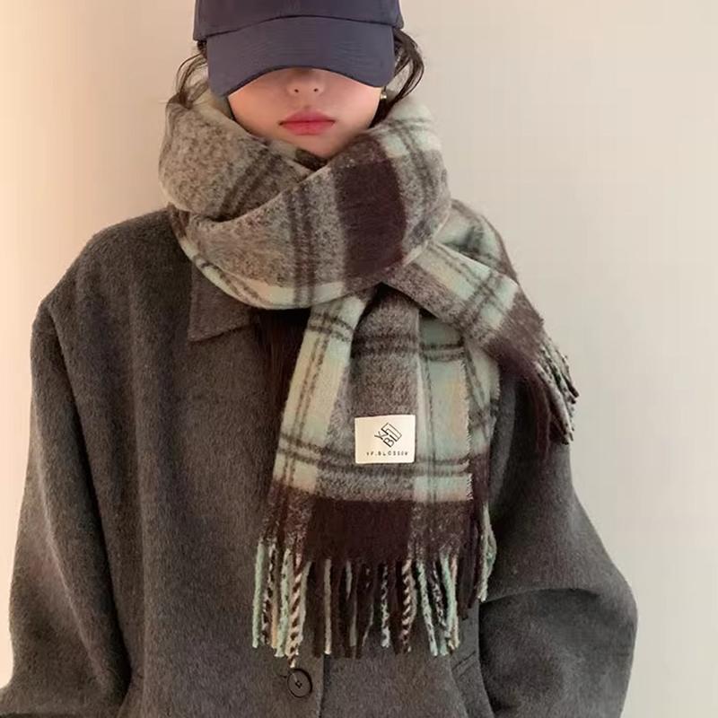 

Autumn And Winter Couple Scarf Women S Warm Thick Shawl Retro Lazy Style Plaid Neck Scarf as the picture