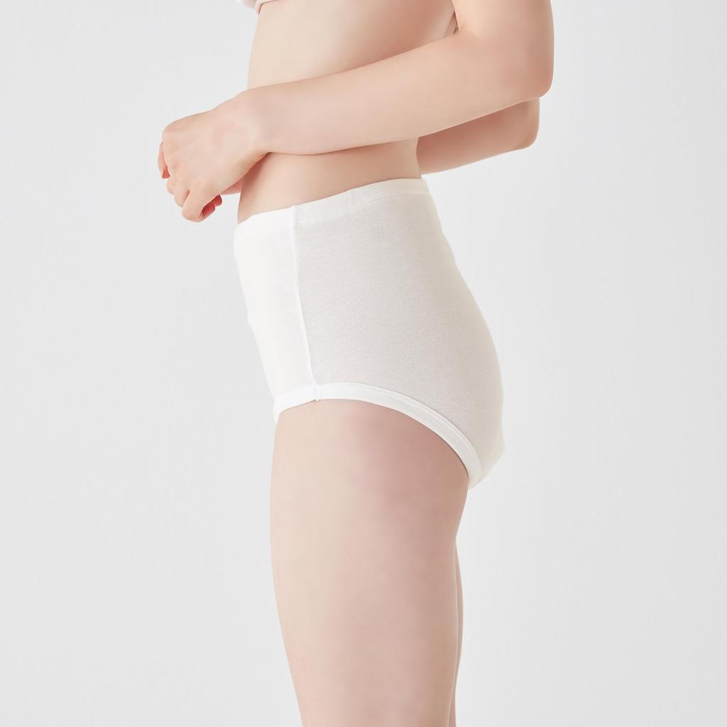 Gunze 20cc and Love and Calm Set of 2 Women's Panties, Antibacterial, Deodorizing, Moisturizing, 100% Cotton, Easy, HW4070, Beige,