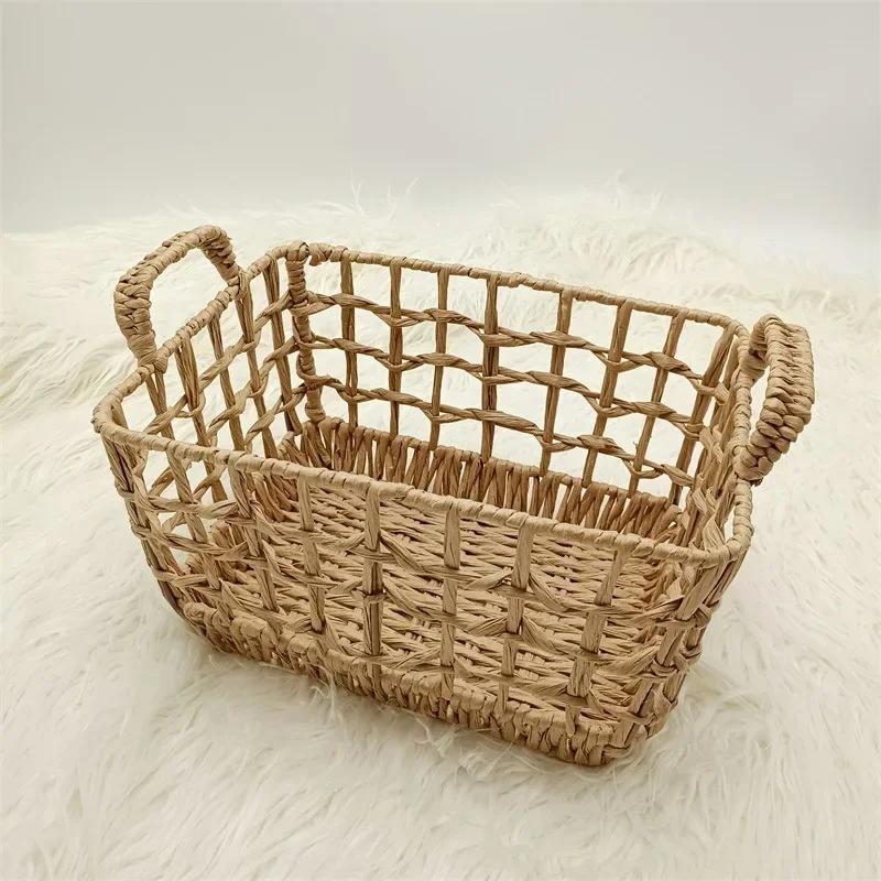 

Retro Hollow Woven Basket & Frame Newborn Auxiliary Photography Props Ideal Baby One Month/Hundred Days Photo Studio Essentials Other