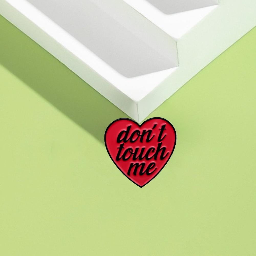 Don t Touch Me English Short Sentence Brooch - Ladies Creative Letters Alloy Badge - Clothing Bag and Accessories Brooch красный