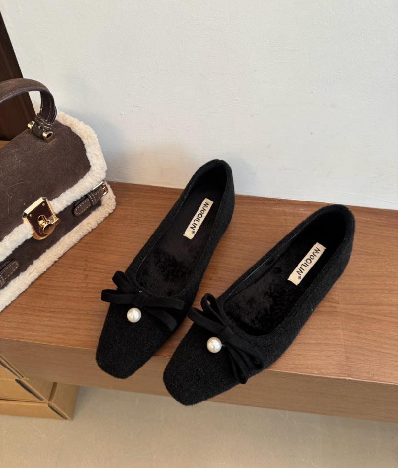 2025 autumn and winter new bow women s shoes plush shoes thick heel Mary Jane shoes single shoes women 35