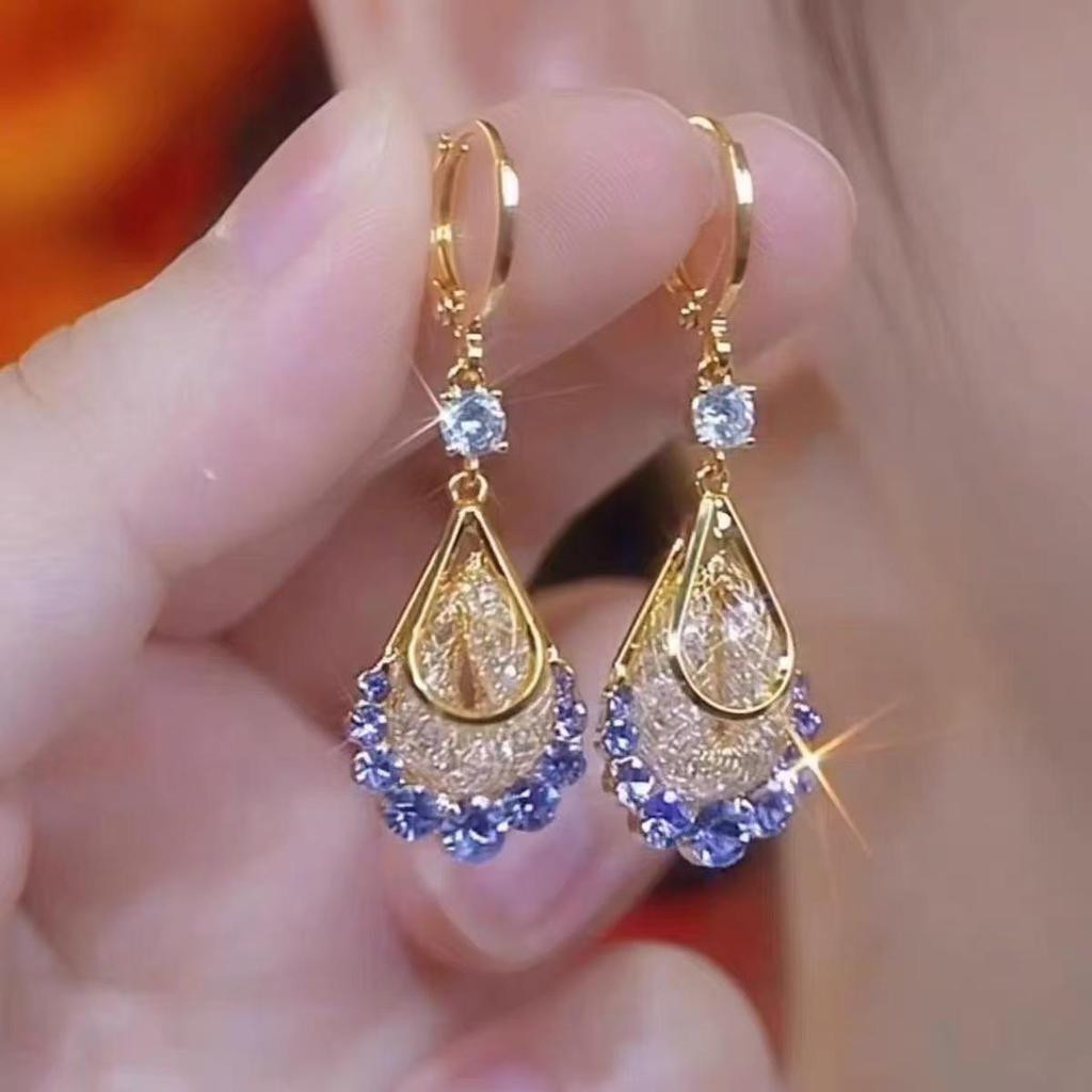 Korean-Style Elegant Rhinestone Ball Earrings - Versatile, Fashionable, and Ultra-Shiny Design.