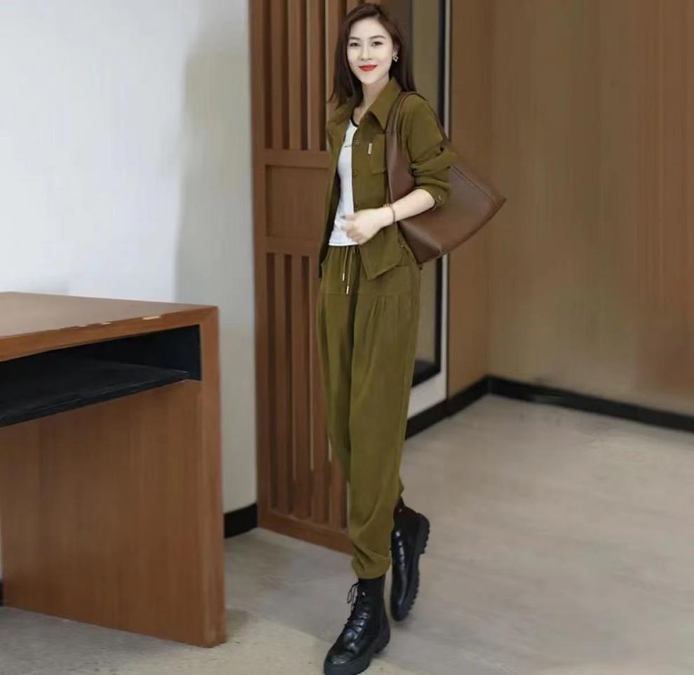 Maillard Women's Retro Corduroy Velvet Suit: Long-Sleeve Jacket with Two-Piece Set for Autumn/Winter 2023