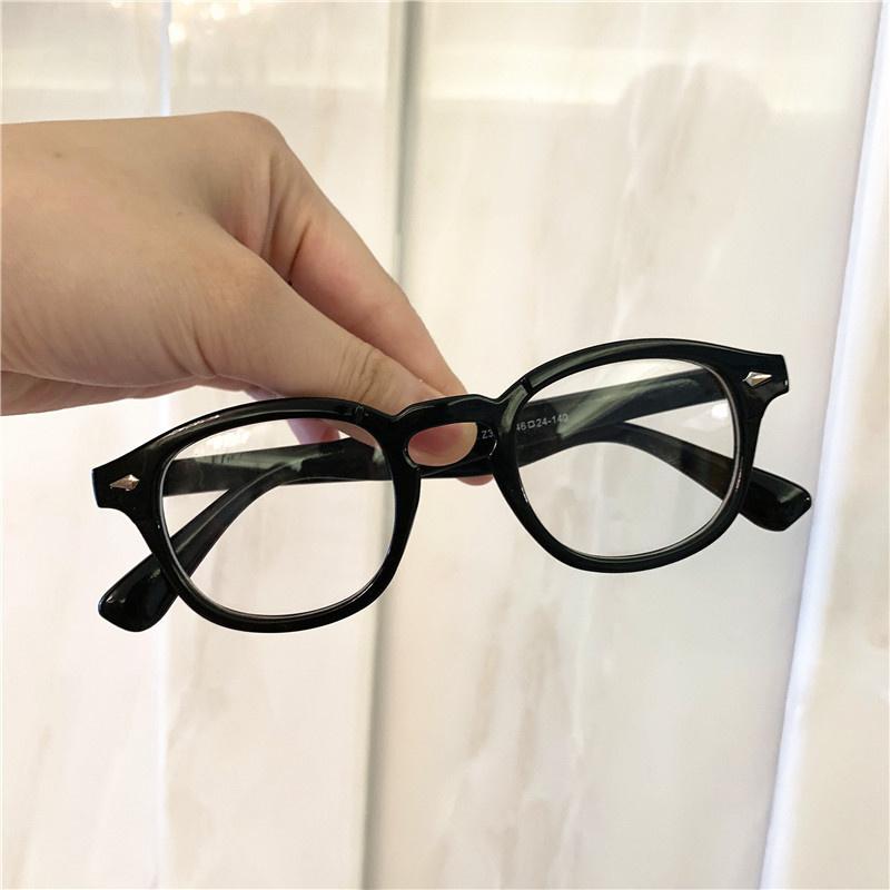 

Johnny Depp Style Glasses Man Vintage Round Rivet Eyeglasses Design Compact Frame Eyewear Clear Transparent Lens Oculos