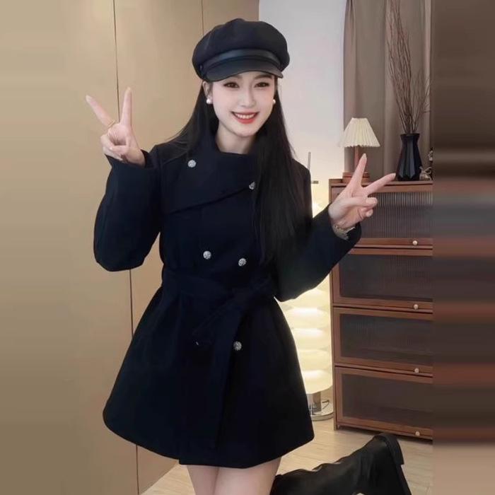 Women s Red Hepburn Style Woolen Coat - Short, Thickened, High-End Feel for Autumn/Winter 2025. XL