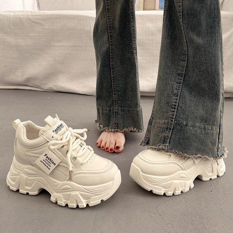 2025 Women's Autumn Height-Boost Sneakers: Small Size, Thick Sole, 9cm Lift