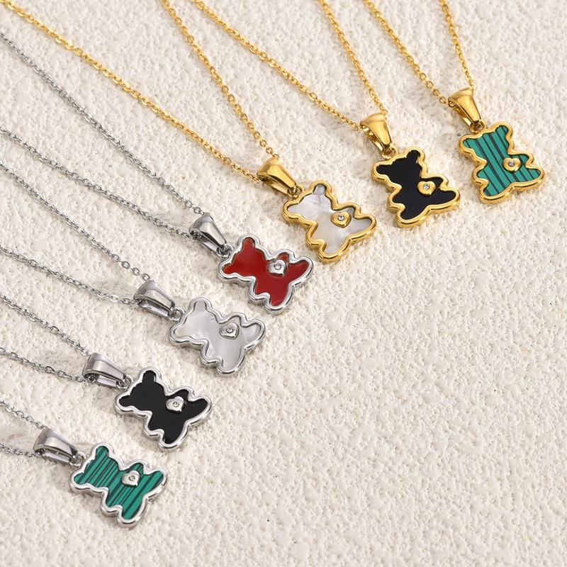 Hot Selling 18K Gold-plated Stainless Steel Inlaid Bear Pendant Necklace, Niche Light Luxury Heart Inlaid Diamond Bear Necklace
