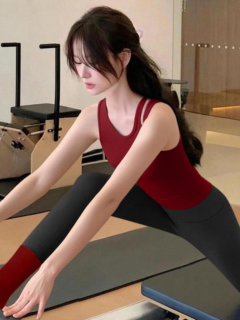 Red Women's Yoga Top with Chest Pads - Stylish Activewear for Pilates and Fitness