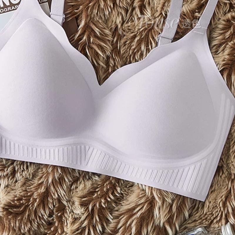 Nude Seamless Wireless Bra with Wavy Neckline and Adjustable Thin Straps