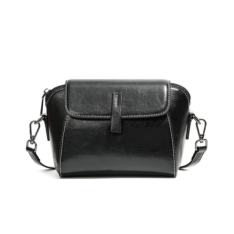 Bag women's new trendy shoulder bag fashionable exquisite small bag niche women's leather large-capacity messenger bag