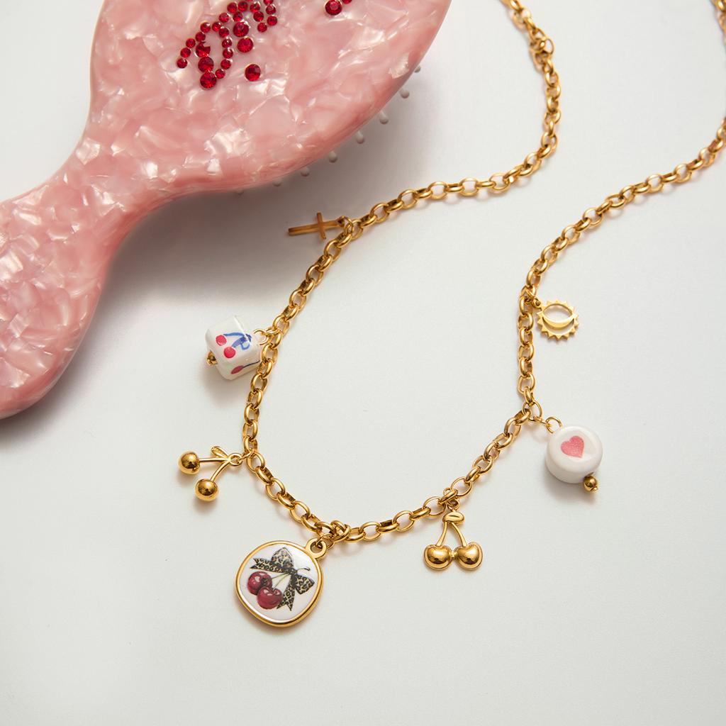 Youthway Bellissimo Ciondolo Ciliegia Collana per Donne Minimalista Acciaio Inossidabile Placcato Oro Collana Gioielli alla Moda Regalo per Ragazze
