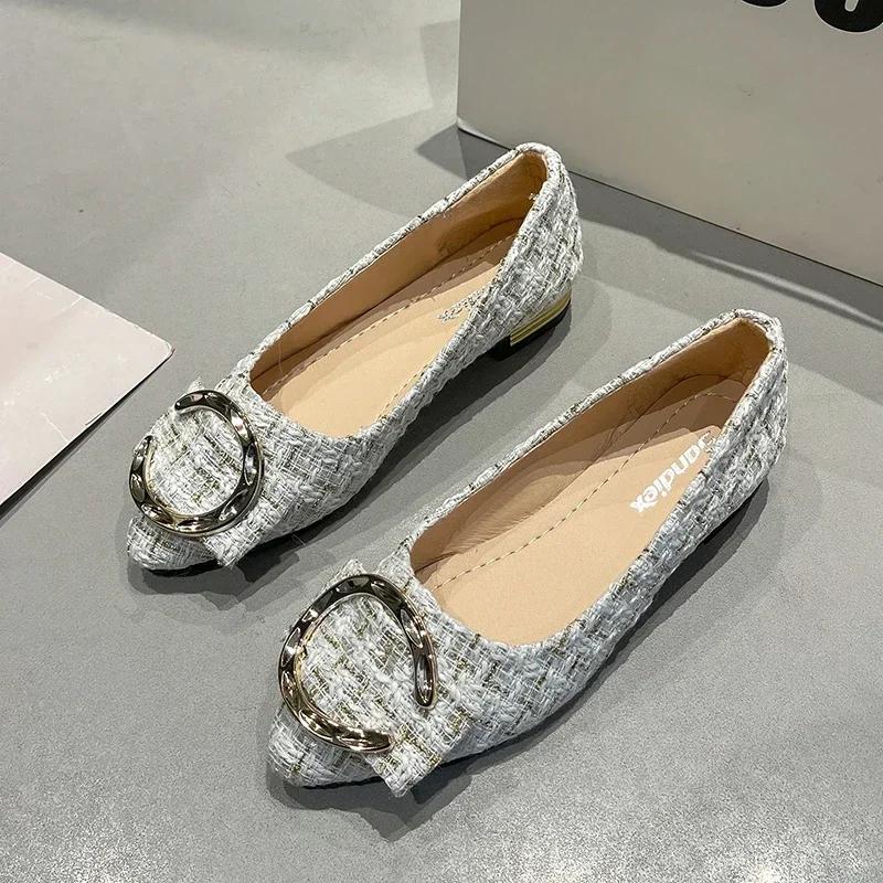 2024 New Spring and Summer Pointed Toe Comfortable Casual Flat Shoes Metal Decoration Shallow Mouth Breathable Women's Shoes
