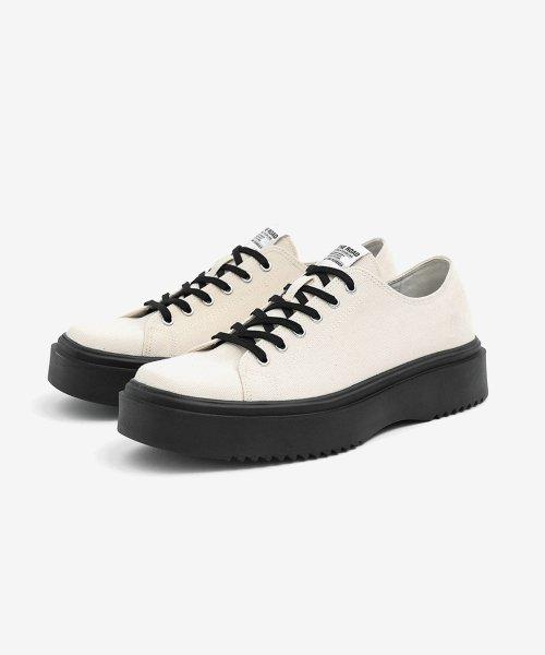 [WETHEROAD] Liquid Square Toe Sneakers Ivory WTRD3600