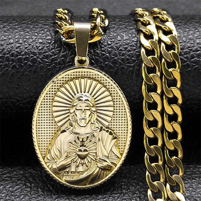Stainless Steel Necklace Fashion Round 3D Embossed Pattern Pendant Titanium Steel Versatile Necklace