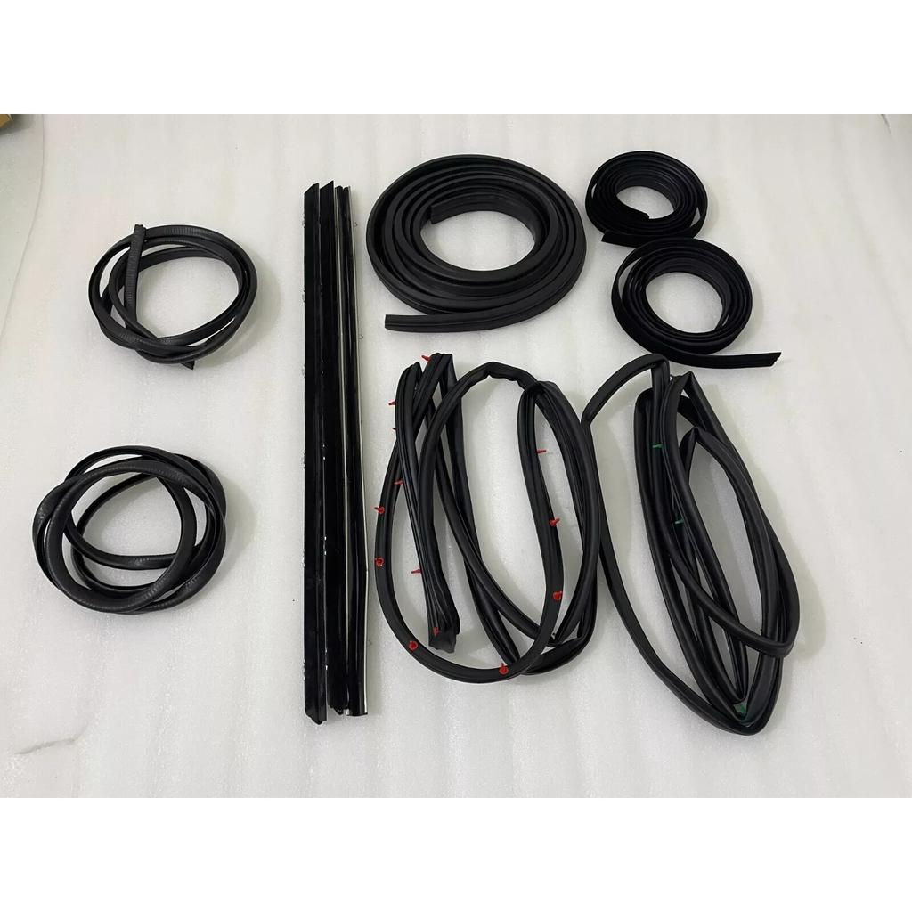Suzuki Samurai SJ410 SJ413 Door Window Trim Molding Seal Garnish Whisker |Fit