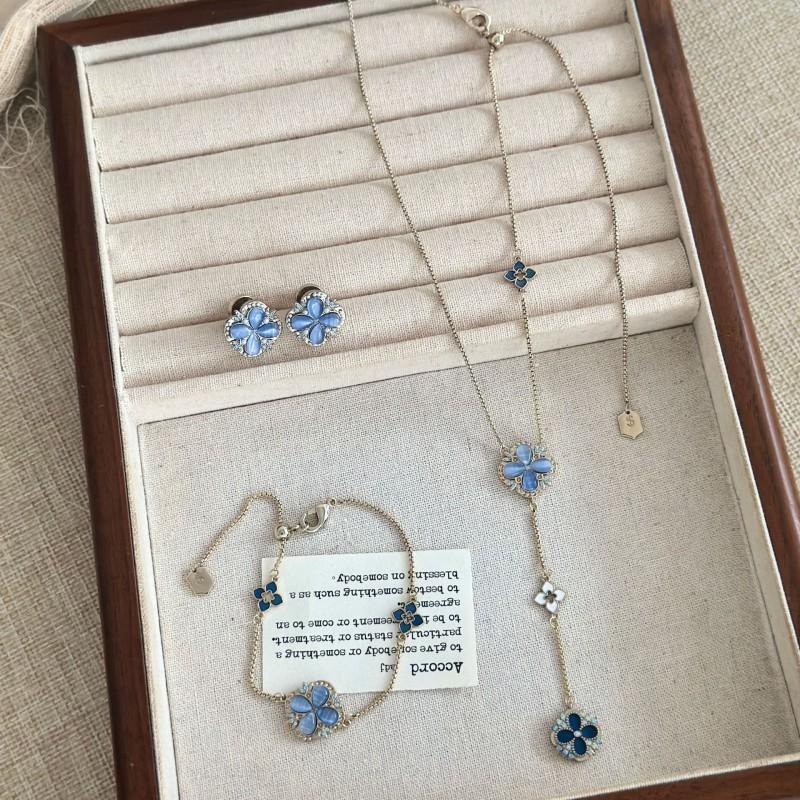 Damen Vierblättriges Kleeblatt Schmuckset - Ohrringe Armband Halskette Leichter Luxus Französischer Stil