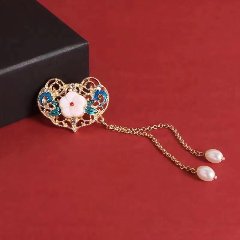 Butterfly Brooch Women'S High-End Sense Niche High-End Pin Temperament Fixed Clothes Suit Pearl Jewelry