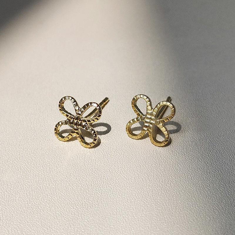 Boucles d'oreilles à tige en forme de trèfle à quatre feuilles en or creux et porte-bonheur, bijoux d'oreille en forme de fleur pour filles de luxe et légères