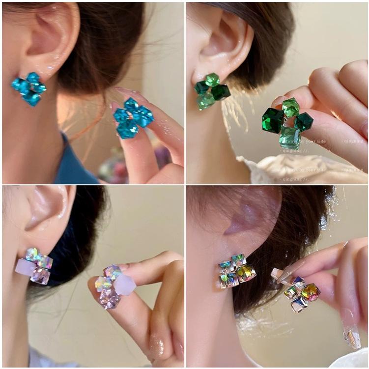 Color sugar cube crystal stud earrings women's light luxury niche design high-end earrings fresh and sweet fashion new earrings