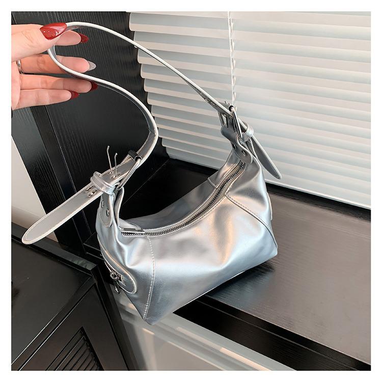 2024 Spring Women's Niche Design Versatile Shoulder Baguette Bag