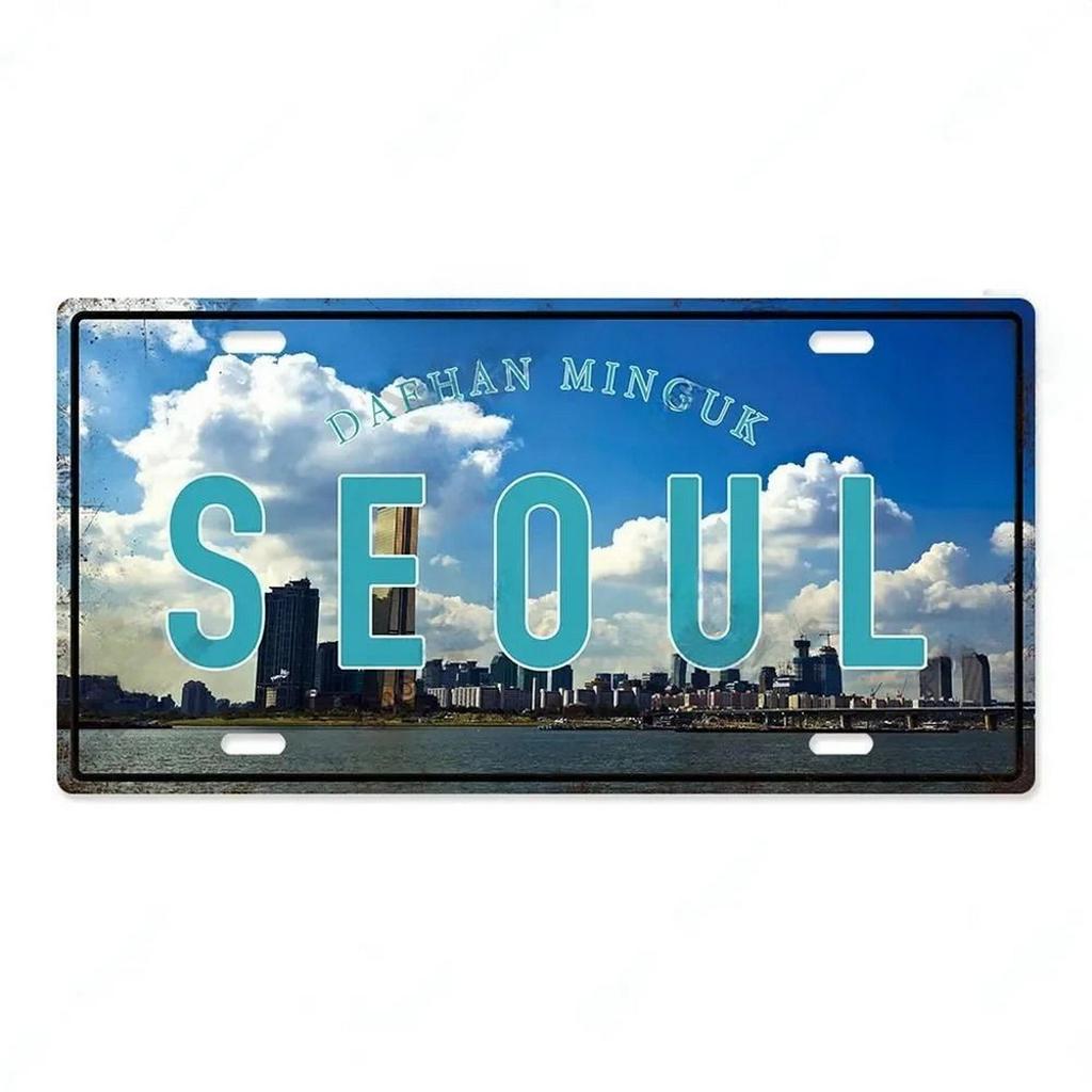 Barcelona Asntoniri Milano Chicago Metal Tin Signs Vintage Plaque Auto Plate Embossed Tag Garage Bar Pub Clubs Home Wall Decor