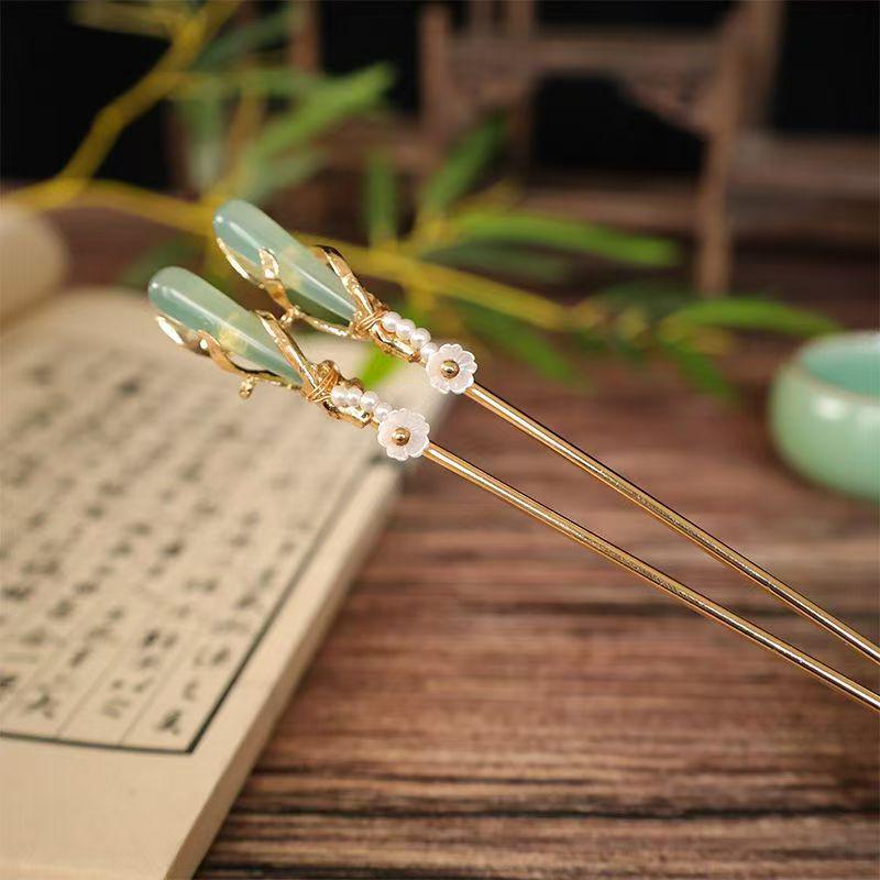 Ming-Style Auspicious Cloud Hairpin with Faux Jade Tassel and Pearls - Hanfu Hair Accessory
