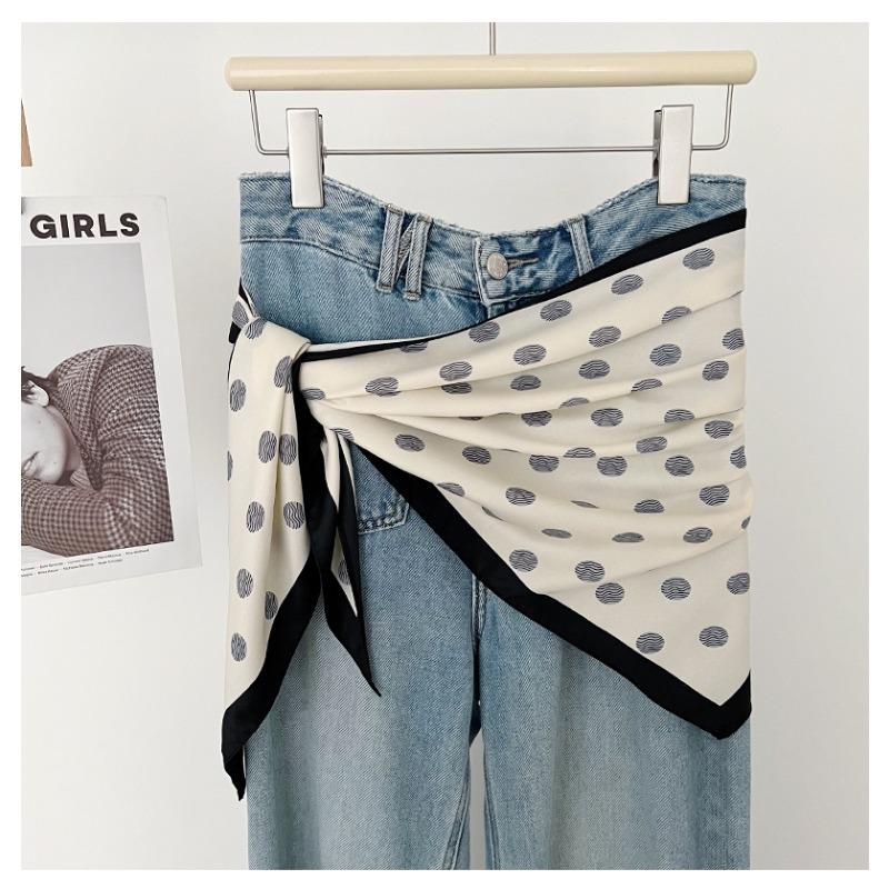 Classic Polka Dot Triangle Scarf Women Spring Summer Versatile Decorative Fashion Scarf