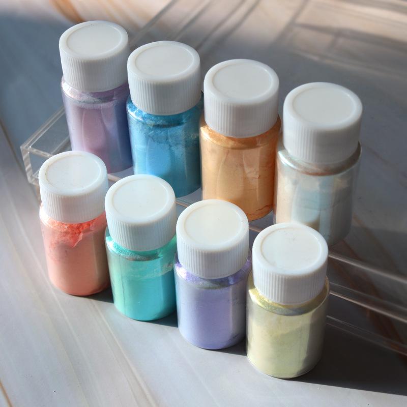 Iridescent Fairy Pink Nail Art Powder - Translucent Aurora with High Color Concentration for Quicksand Effects.