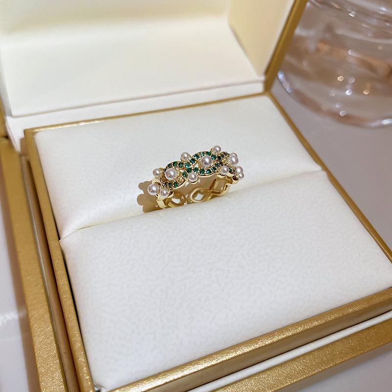 Gold-Plated Zircon Heart Ring - Elegant High-End Design for Index Finger