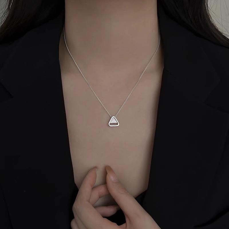 2023 New High-End 925 Sterling Silver Triangle Pendant Necklace for Women - Light Luxury Summer Clavicle Chain