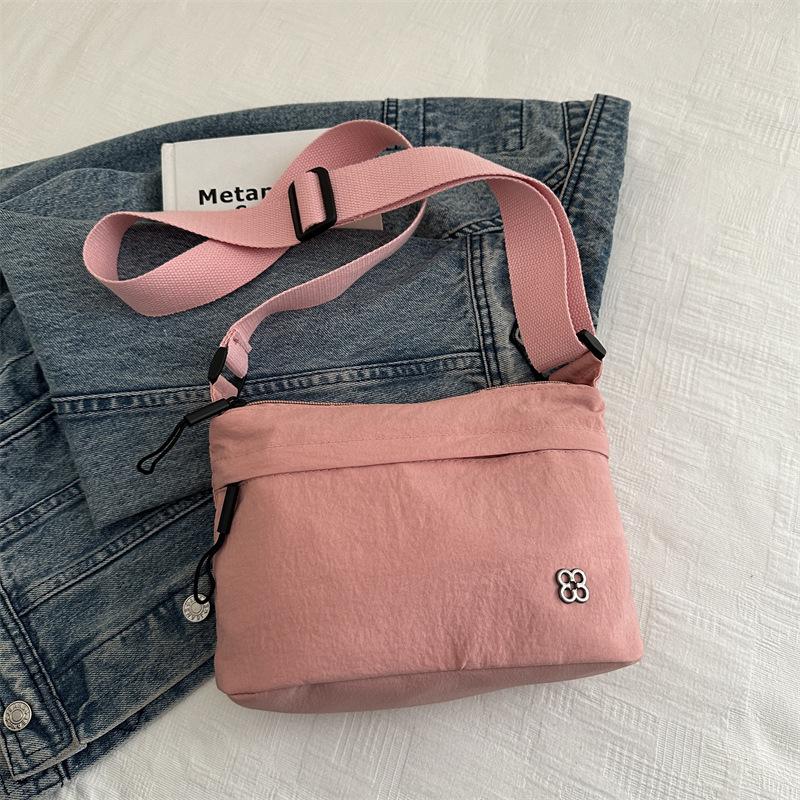 2025 einfache Umhänge-Damenhandtasche mit großem Fassungsvermögen, modische neue Tasche, vielseitig, lässig für den Winter