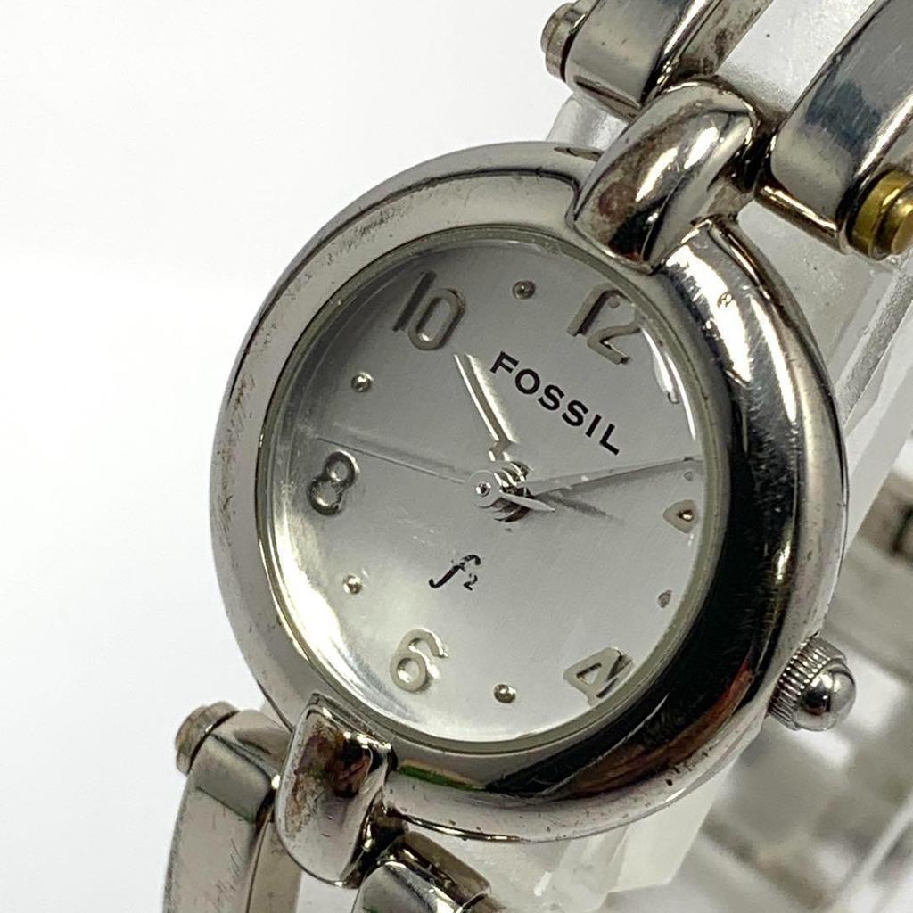 Used 802 [Battery replaced and cleaned] Working item FOSSIL ladies watch Fossil silver quartz type popular rare vintage