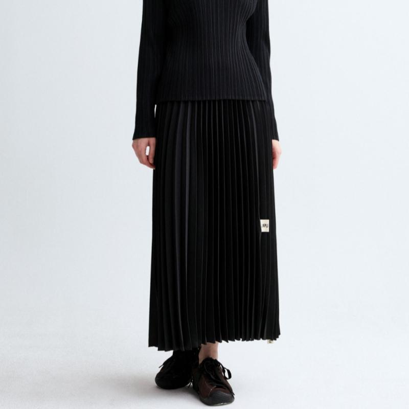 Lapli Lettering Slit Pleated Skirt Lpskf125007