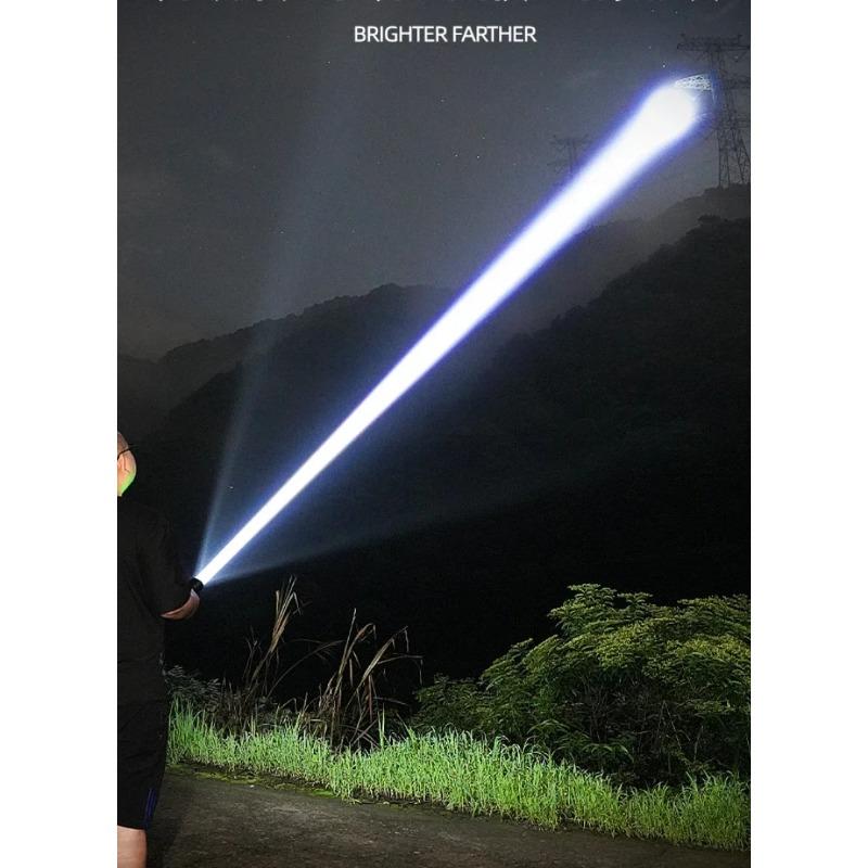 10000LM Kraftfull LED 10000mah Ficklampa Laddning Teleskopfokus Fjärrkontroll Lång Stark Hand Lampa Laser Camping Ficklampa Zoom Display