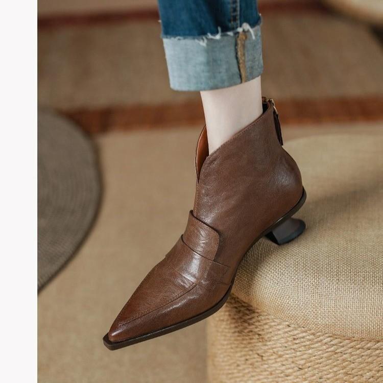 French Retro Pointed Heel Short Boots Women's New and Naked Versatile Fashion Boots