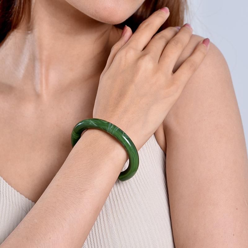 New Simple Smooth Round Vintage Acrylic Resin Cuff Big Bracelet Bangle For Women Open Wrist Bangles Accessories Bijoux Pulseras