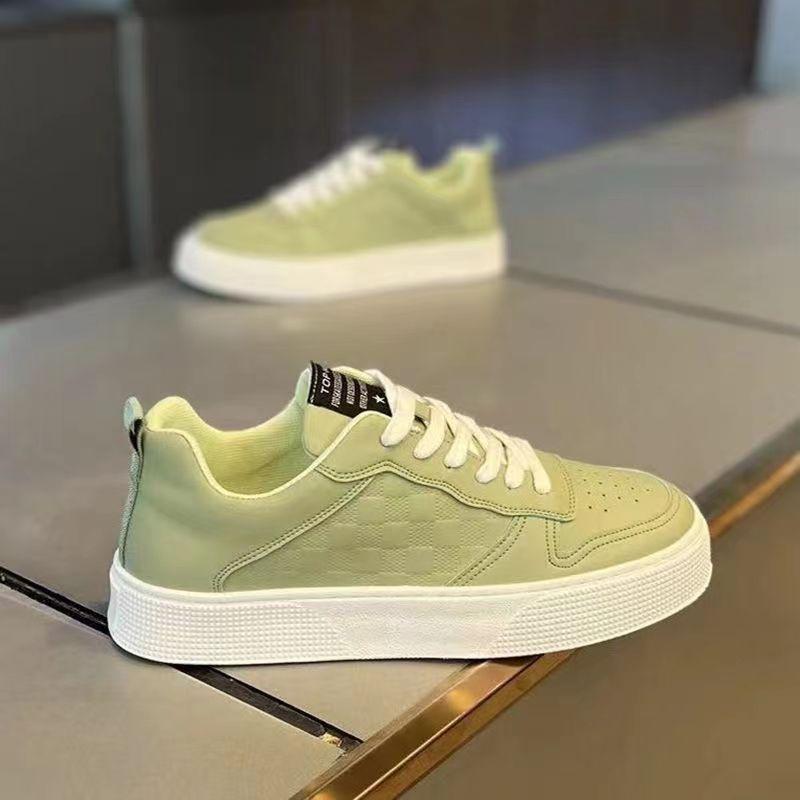 New Exquisite Men's Sneakers Casual Versatile Thick Soled Board Shoes for Youth Students Campus Style Sports Running Shoes
