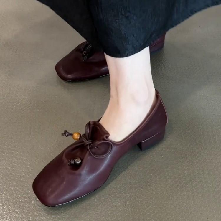 Sheepskin version~ French retro square head thick heel single shoes women's 2025 new one-pedal comfortable Mary Jane grandma shoes.