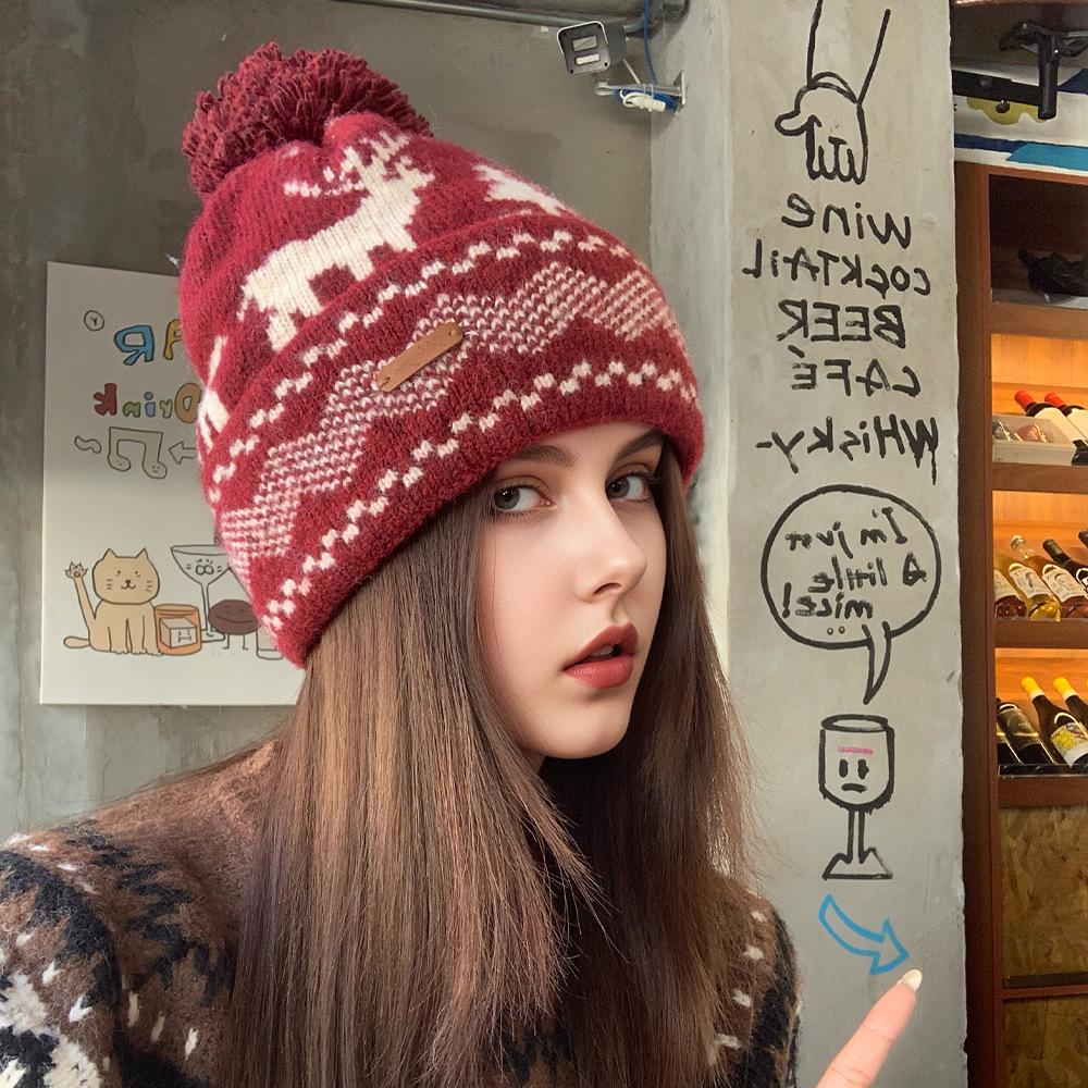 Pom-pom deer printed knitted hat children show their faces small autumn and winter new wool hat warm and cold ear protection