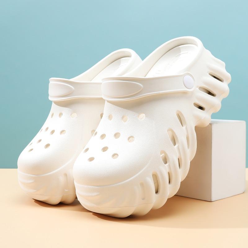 Couple Hole Shoes Men's and Women's Garden Shoes Bag Head Drag EVA Beach Shoes Breathable Sandals Two Wear Cool Slippers Non-slip