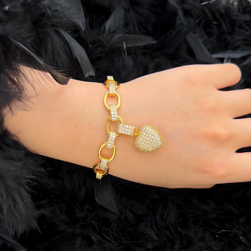 Tide Brand Liebesanhänger Armband Voll Zirkon-Plattiert 18K Gold Herzförmiger Schmuck Zubehör