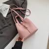 Niche Simple Portable Vegetable Basket Bag Women's 2025 Autumn New Commuter Large-capacity Shoulder Crossbody Bucket Bag