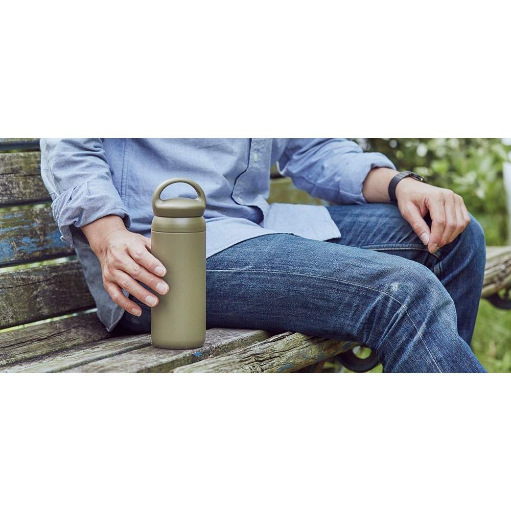 KINTO Day Off Tumbler 500ml Khaki - Vacuum Insulated Stainless Steel for Hot & Cold Drinks Water Bottle, 21095