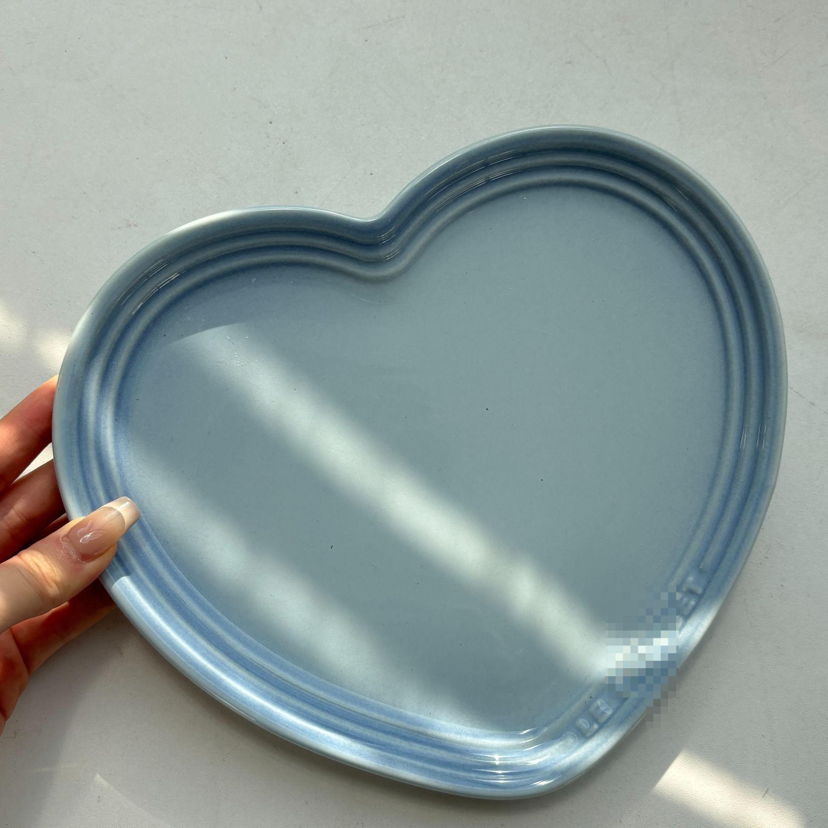 

Французская радужная тарелка Керамика Бытовая в форме сердца Любовь Специальная форма Мелкая плоская Фрукты Западная еда Овощные подносы 8 inches