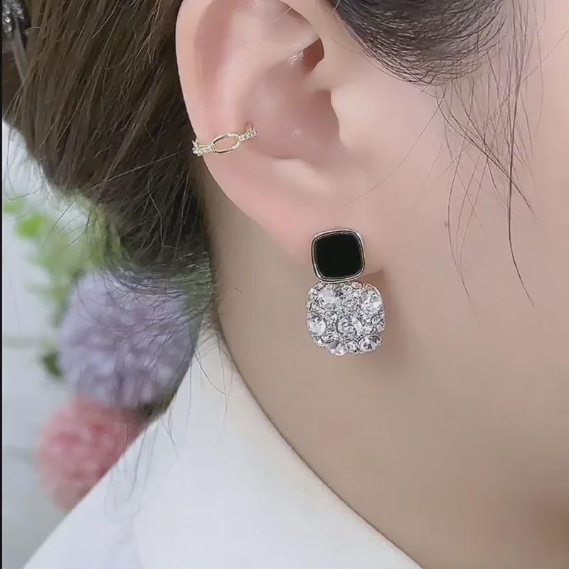 2023 Classic Black Square Diamond Earrings - Retro Style